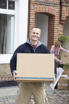 Professional Man and Van Service in E8
